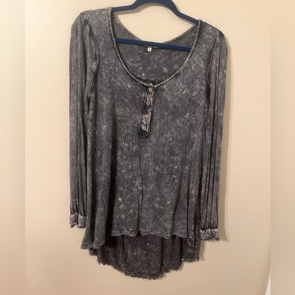 gimmicks by BKE Tops - Gimmicks shirt